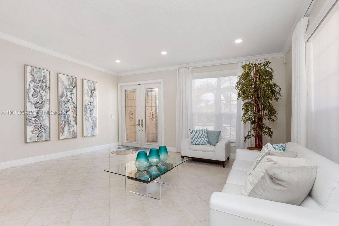 For Sale: $990,000 (4 beds, 2 baths, 3439 Square Feet)