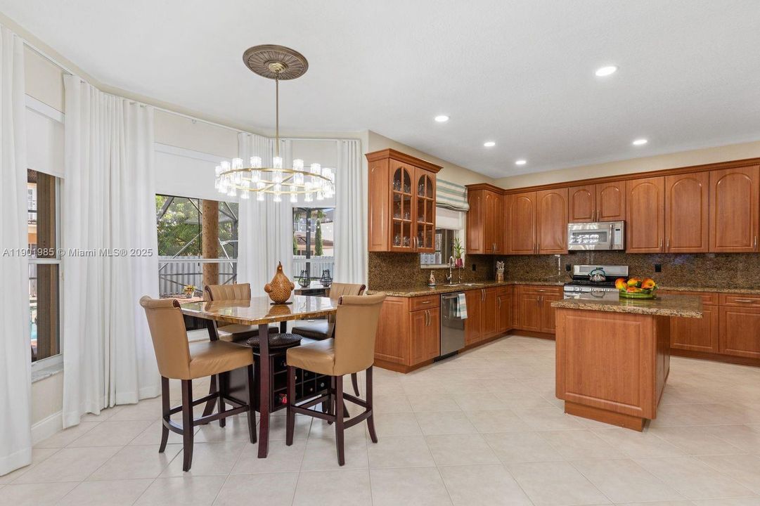 For Sale: $990,000 (4 beds, 2 baths, 3439 Square Feet)