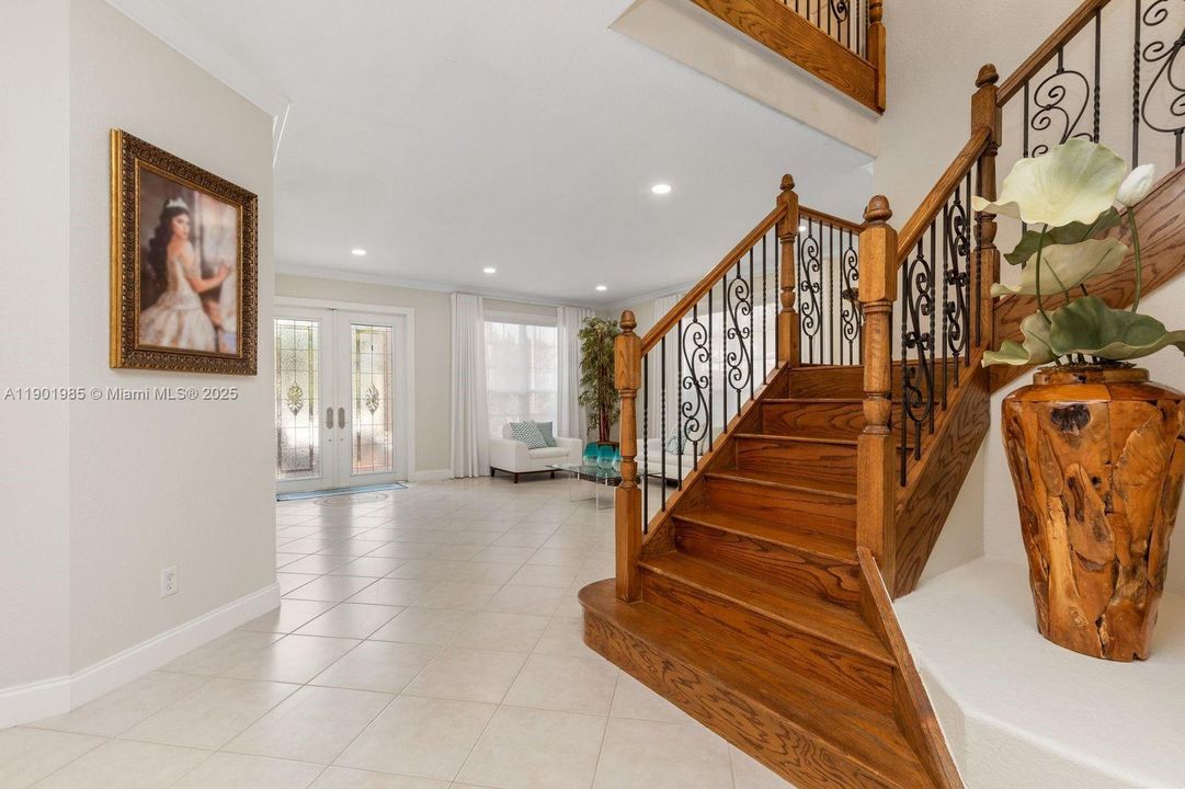 For Sale: $990,000 (4 beds, 2 baths, 3439 Square Feet)