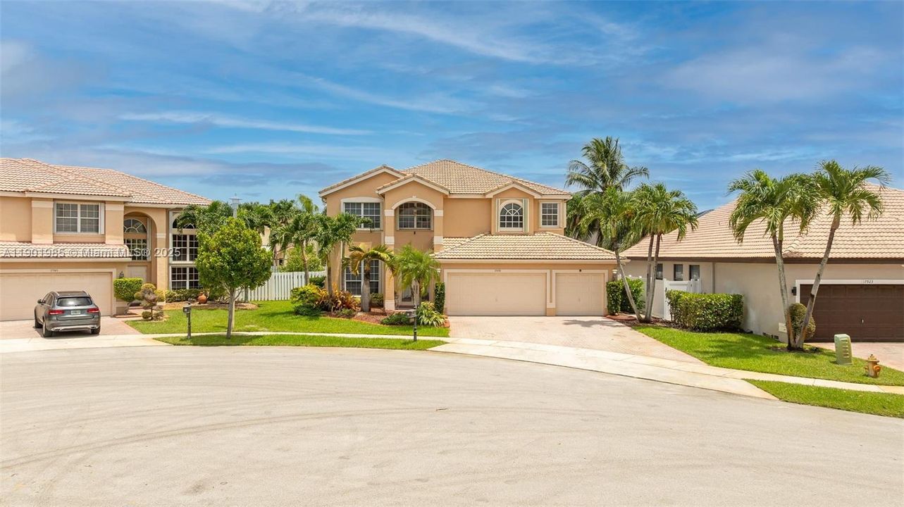 For Sale: $990,000 (4 beds, 2 baths, 3439 Square Feet)