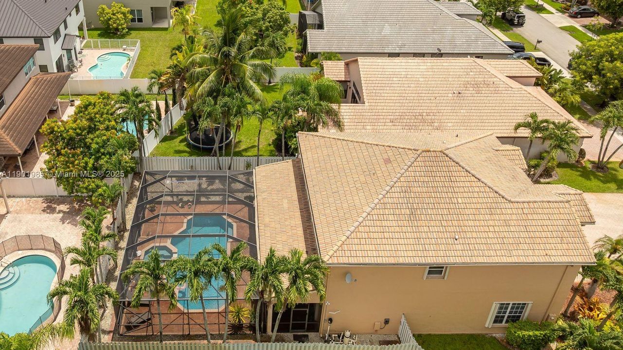 For Sale: $990,000 (4 beds, 2 baths, 3439 Square Feet)