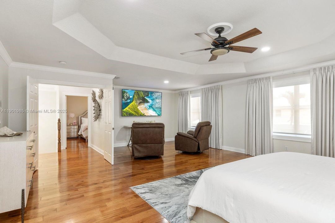 For Sale: $990,000 (4 beds, 2 baths, 3439 Square Feet)