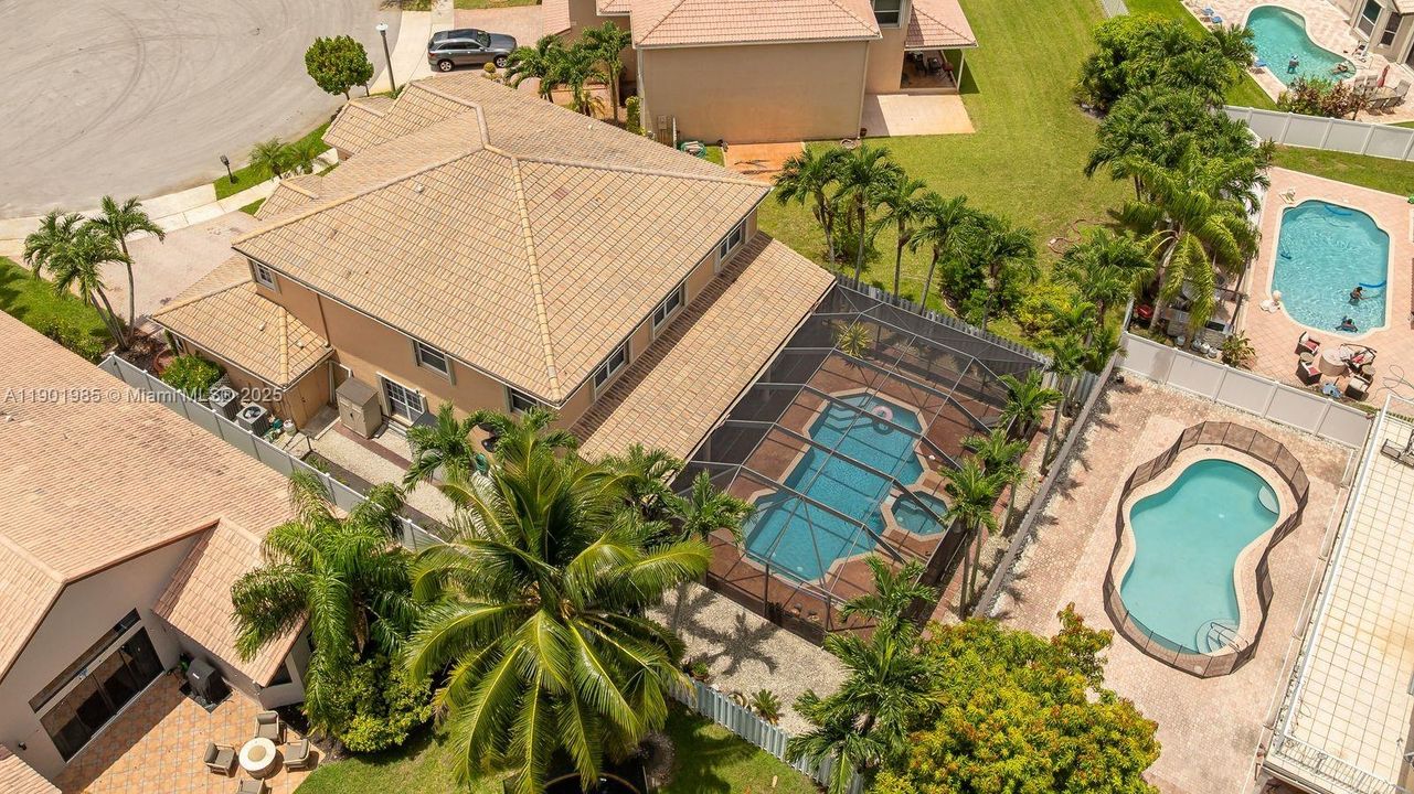 For Sale: $990,000 (4 beds, 2 baths, 3439 Square Feet)