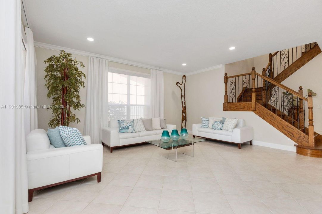 For Sale: $990,000 (4 beds, 2 baths, 3439 Square Feet)