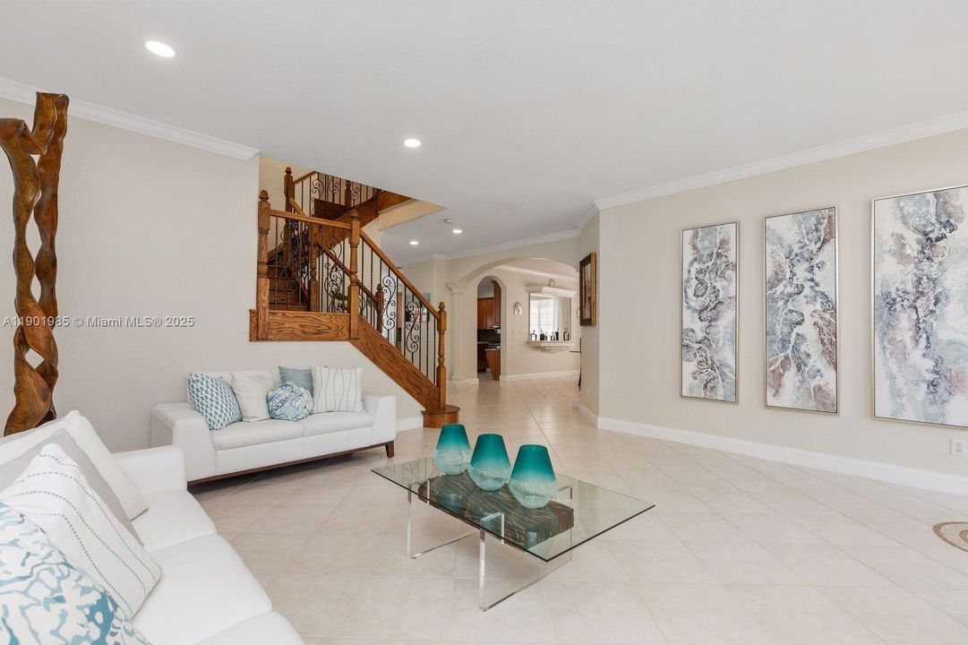 For Sale: $990,000 (4 beds, 2 baths, 3439 Square Feet)