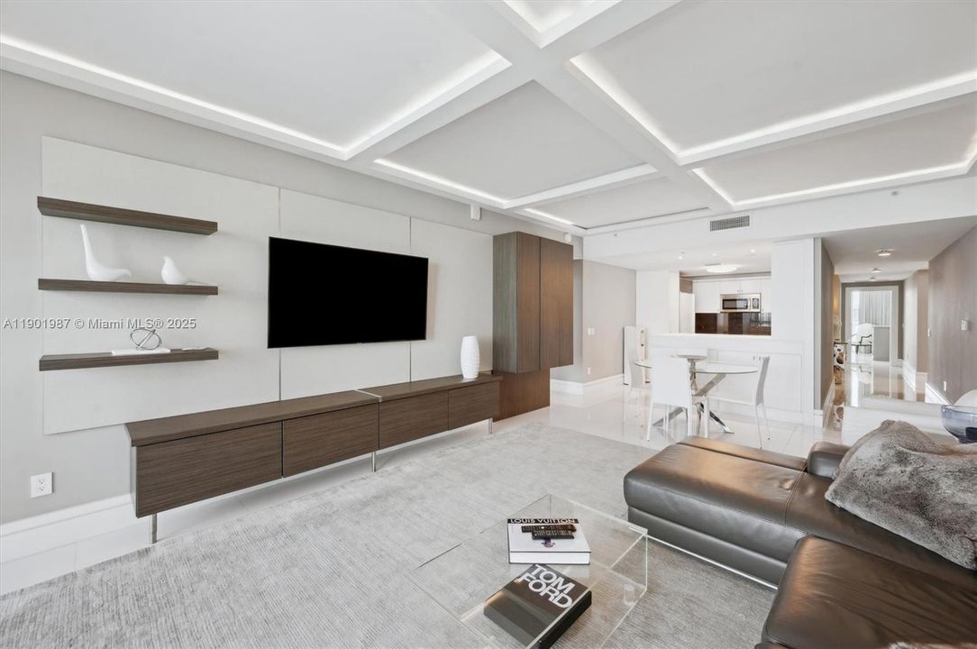 For Sale: $3,499,000 (3 beds, 3 baths, 2050 Square Feet)