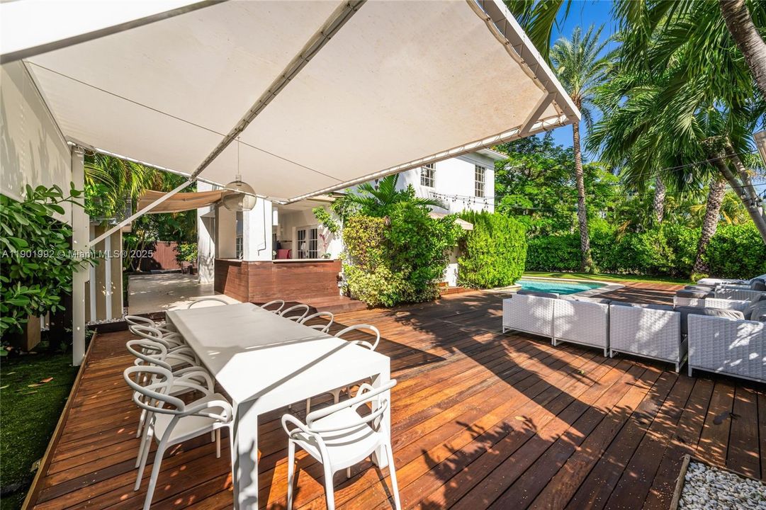 En Renta: $40,000 (5 camas, 4 baños, 3641 Pies cuadrados)