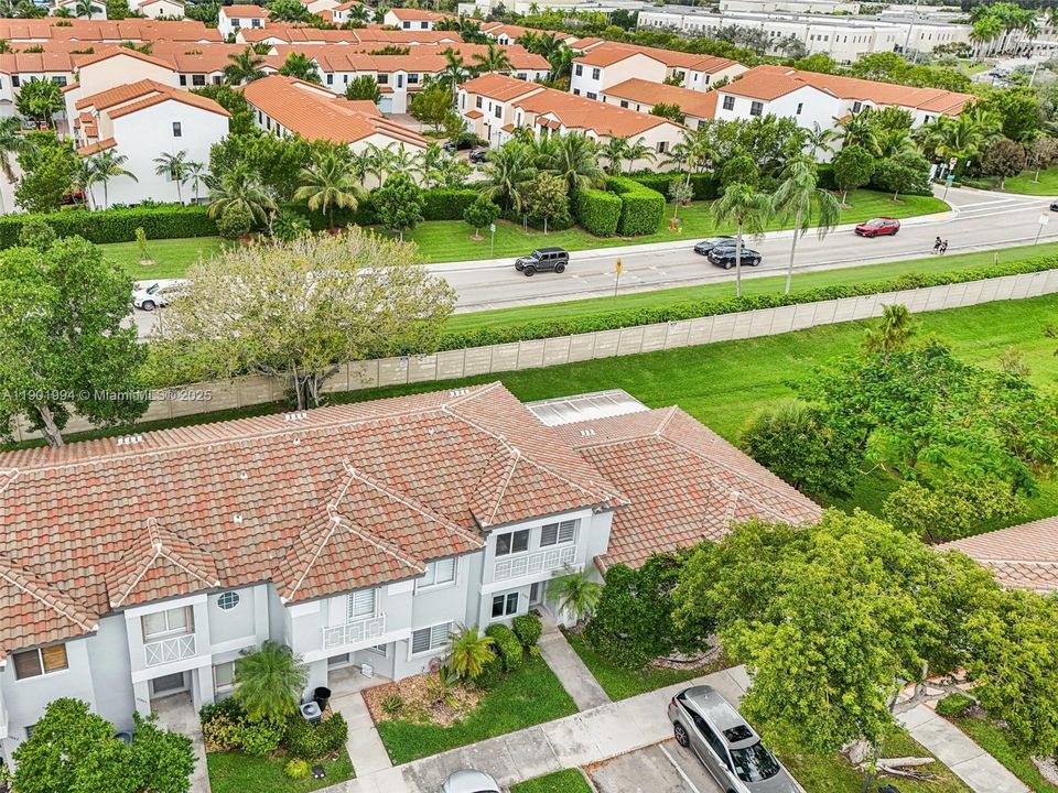 待售: $450,000 (3 贝兹, 2 浴室, 1361 平方英尺)