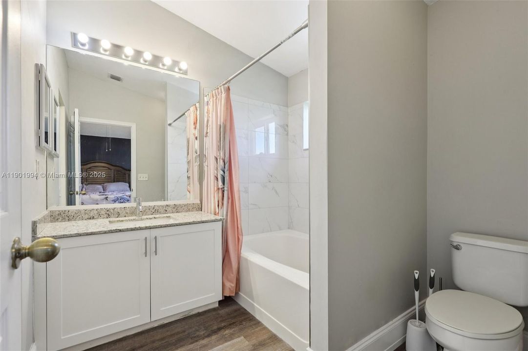 待售: $450,000 (3 贝兹, 2 浴室, 1361 平方英尺)