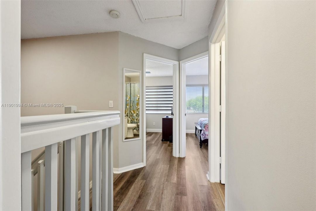 待售: $450,000 (3 贝兹, 2 浴室, 1361 平方英尺)