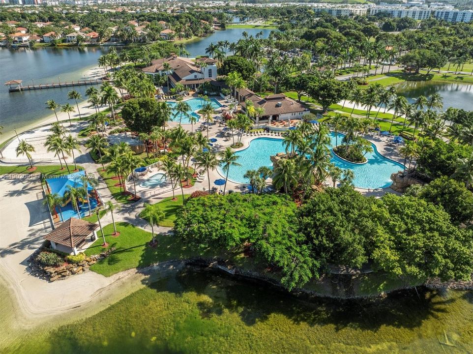 For Sale: $2,250,000 (5 beds, 4 baths, 3577 Square Feet)