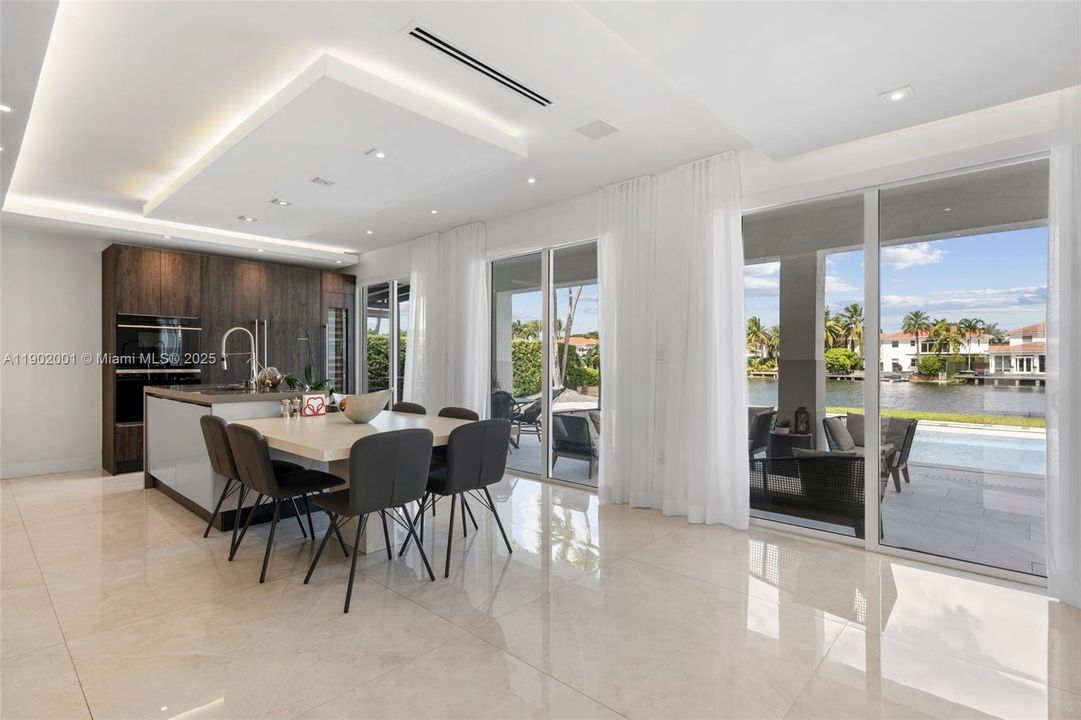 For Sale: $2,250,000 (5 beds, 4 baths, 3577 Square Feet)