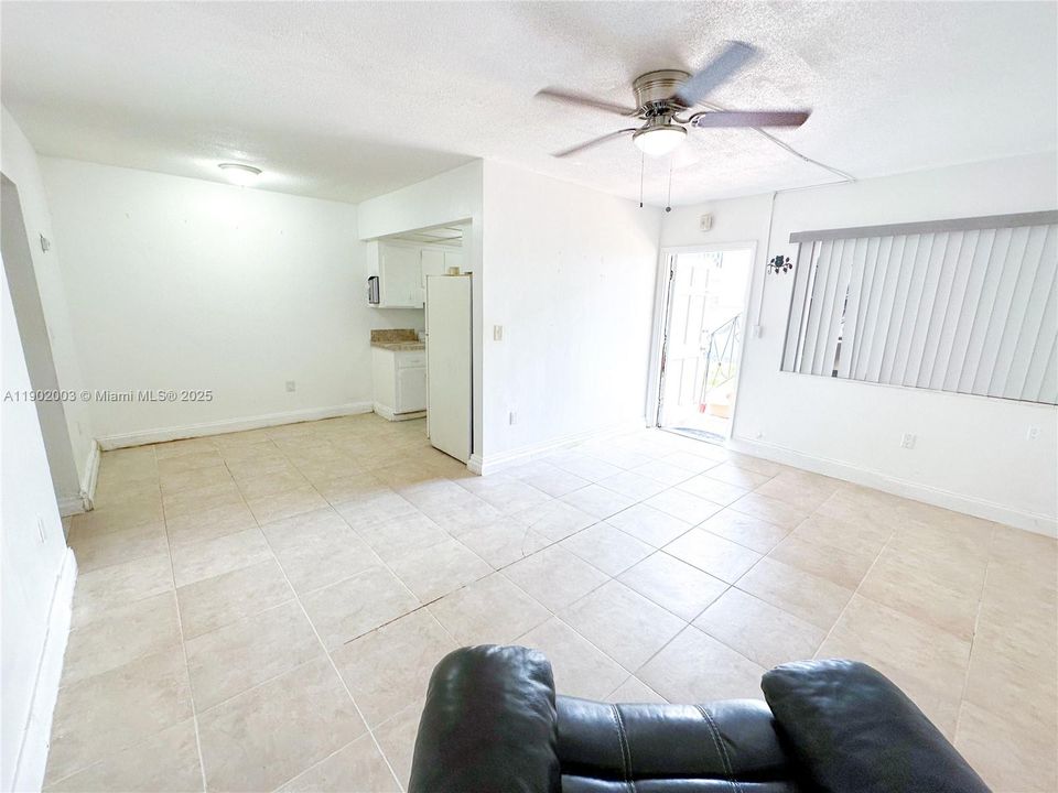 For Rent: $2,250 (2 beds, 2 baths, 1500 Square Feet)