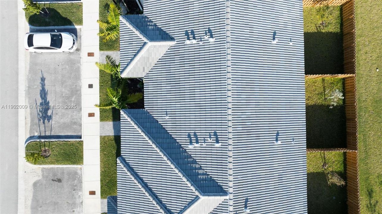 合同活跃: $2,500 (3 贝兹, 2 浴室, 1548 平方英尺)