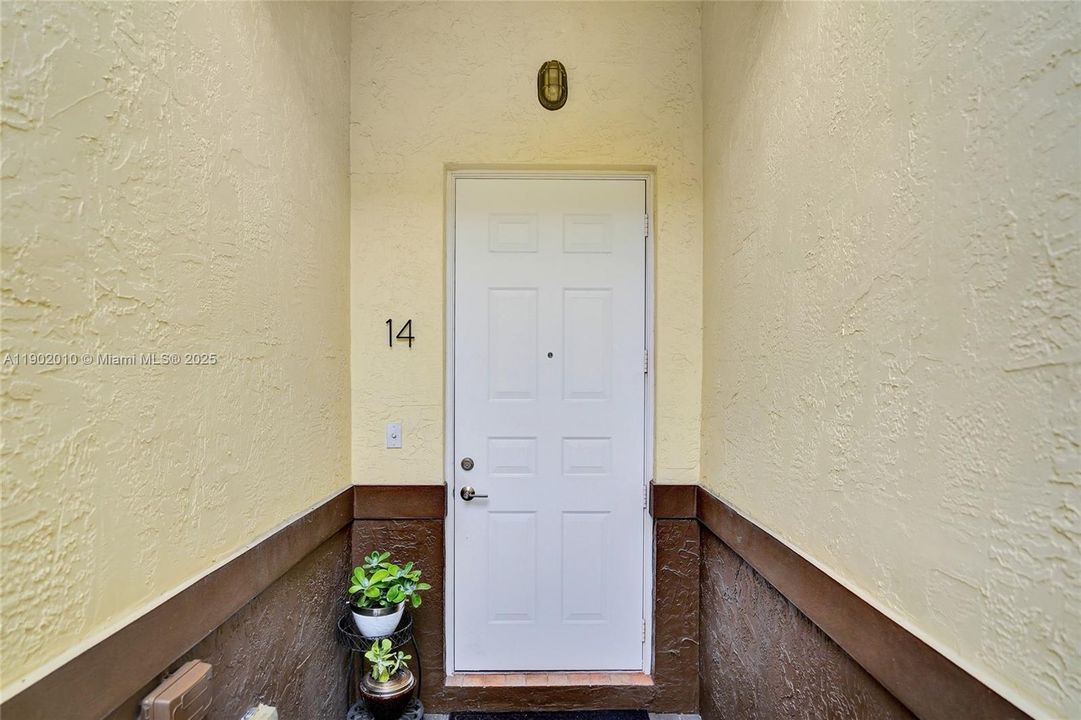 待售: $450,000 (3 贝兹, 2 浴室, 1678 平方英尺)