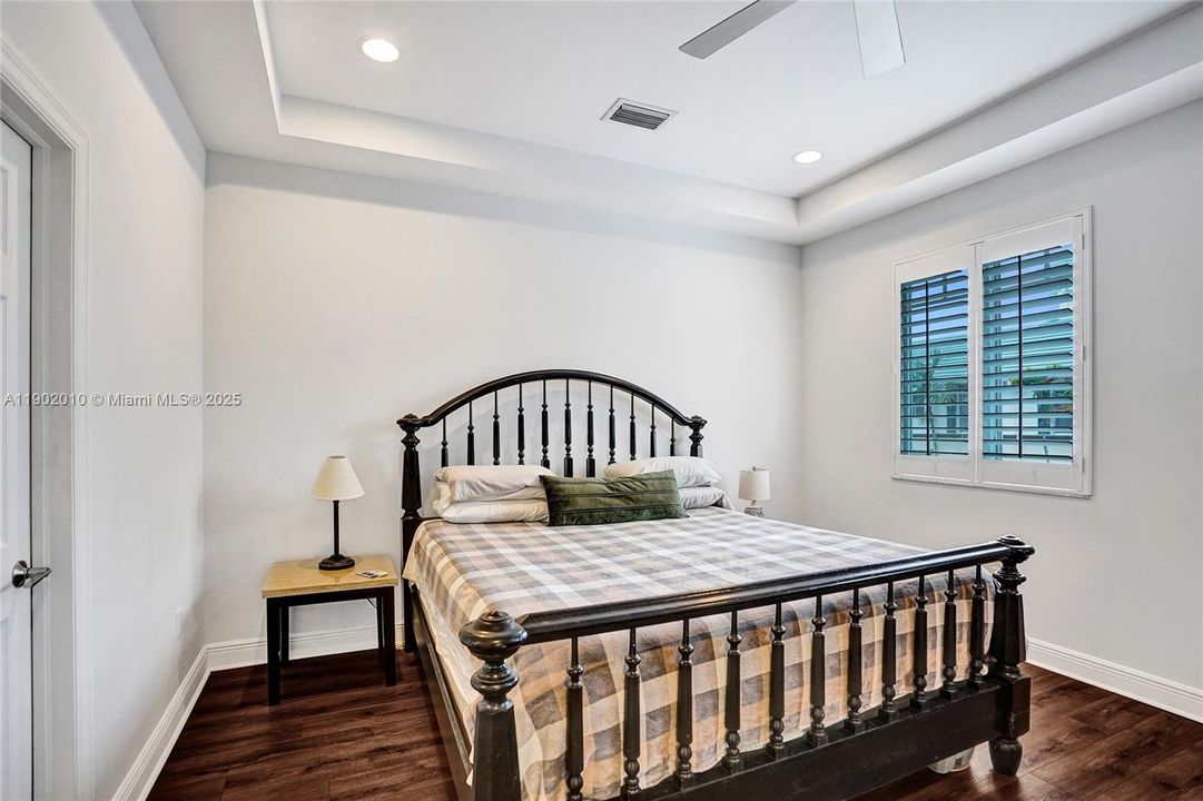 待售: $450,000 (3 贝兹, 2 浴室, 1678 平方英尺)