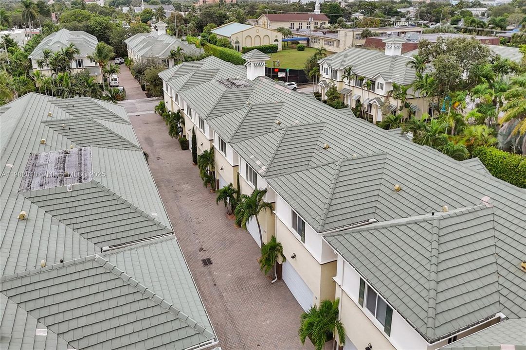 待售: $450,000 (3 贝兹, 2 浴室, 1678 平方英尺)