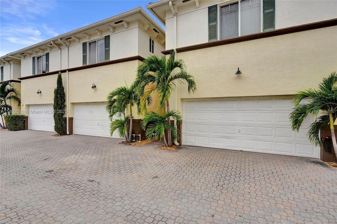 待售: $450,000 (3 贝兹, 2 浴室, 1678 平方英尺)