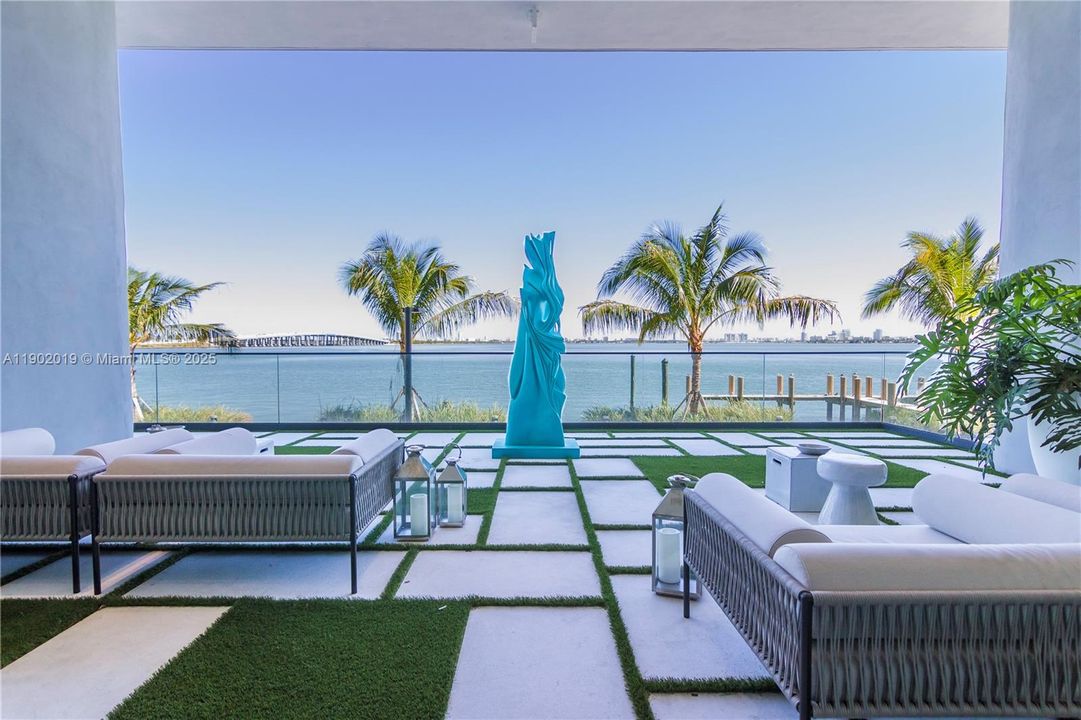 Cigar terrace on ground floor overlooking Biscayne Bay