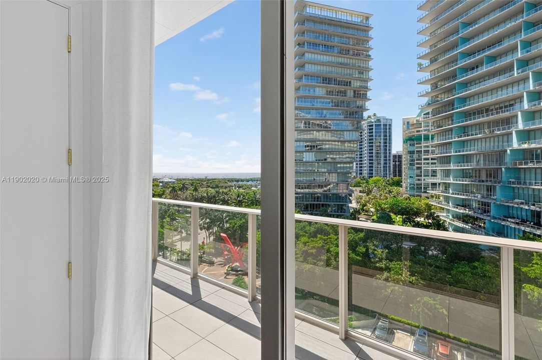 Recently Rented: $9,990 (2 beds, 2 baths, 1016 Square Feet)