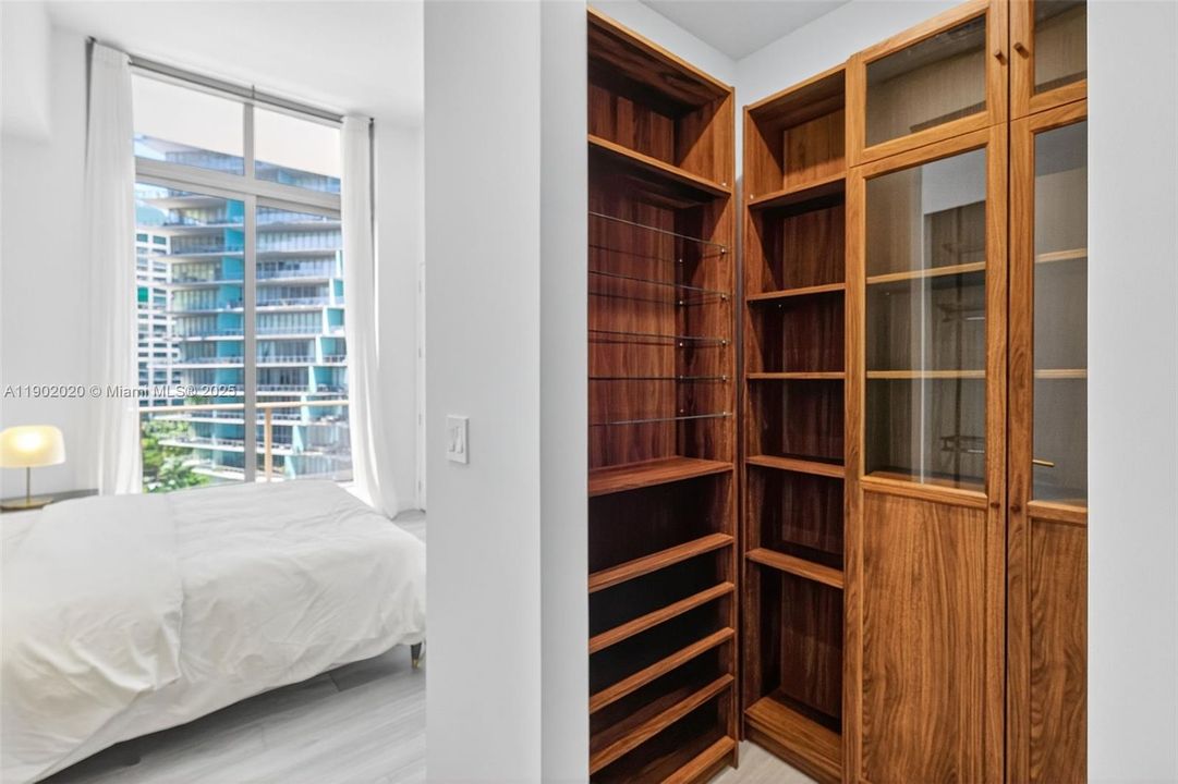 Recently Rented: $9,990 (2 beds, 2 baths, 1016 Square Feet)