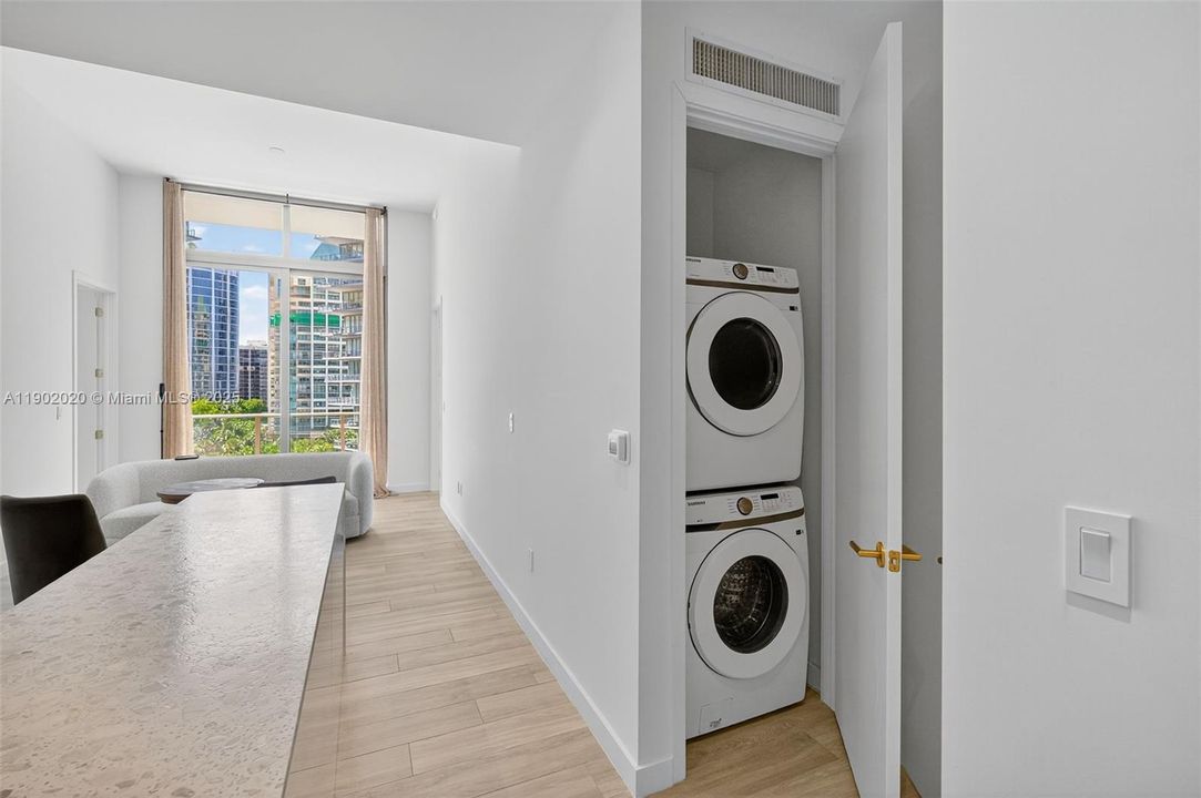 Recently Rented: $9,990 (2 beds, 2 baths, 1016 Square Feet)