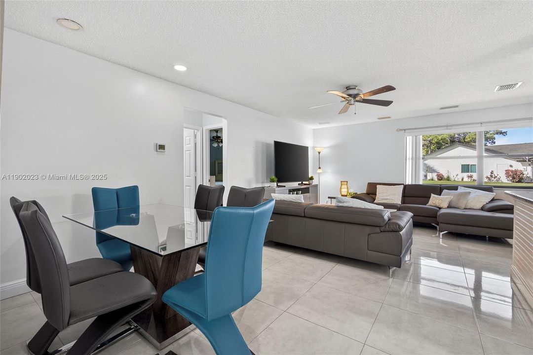 For Rent: $3,650 (3 beds, 2 baths, 1812 Square Feet)