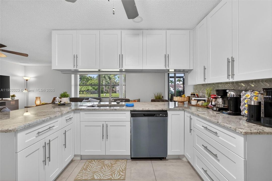 For Rent: $3,650 (3 beds, 2 baths, 1812 Square Feet)