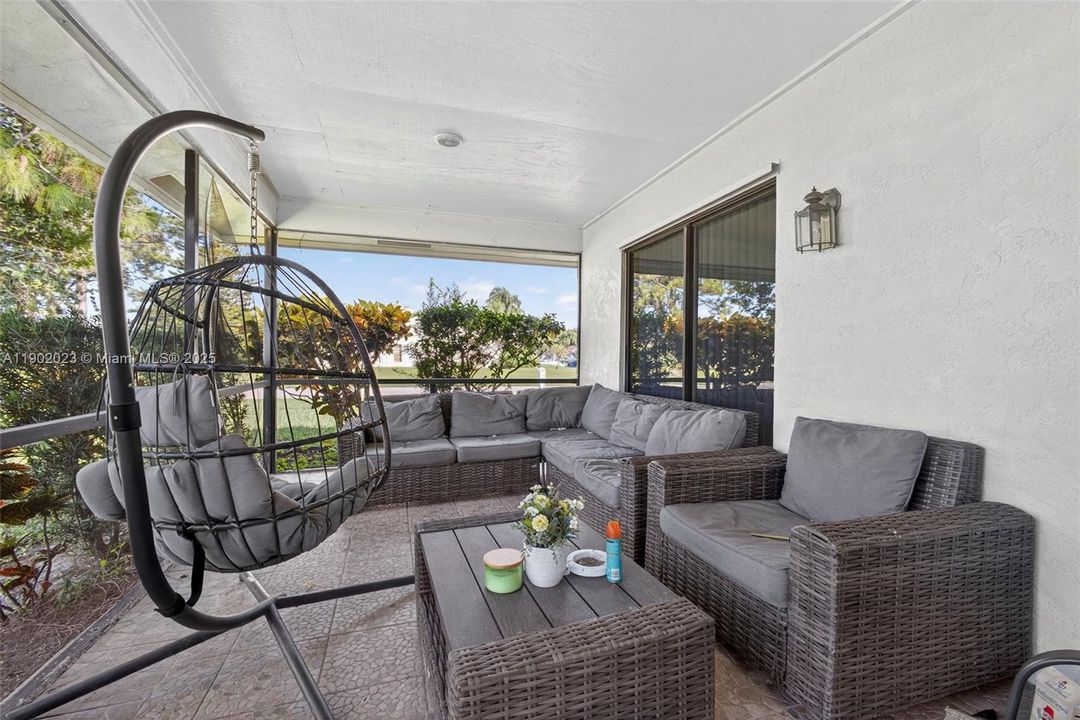 For Rent: $3,650 (3 beds, 2 baths, 1812 Square Feet)