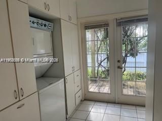 For Sale: $2,999,000 (5 beds, 2 baths, 2482 Square Feet)