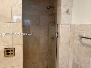 For Sale: $2,999,000 (5 beds, 2 baths, 2482 Square Feet)