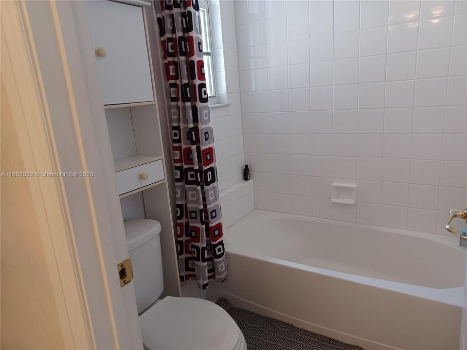 For Sale: $1,199,900 (5 beds, 4 baths, 3757 Square Feet)