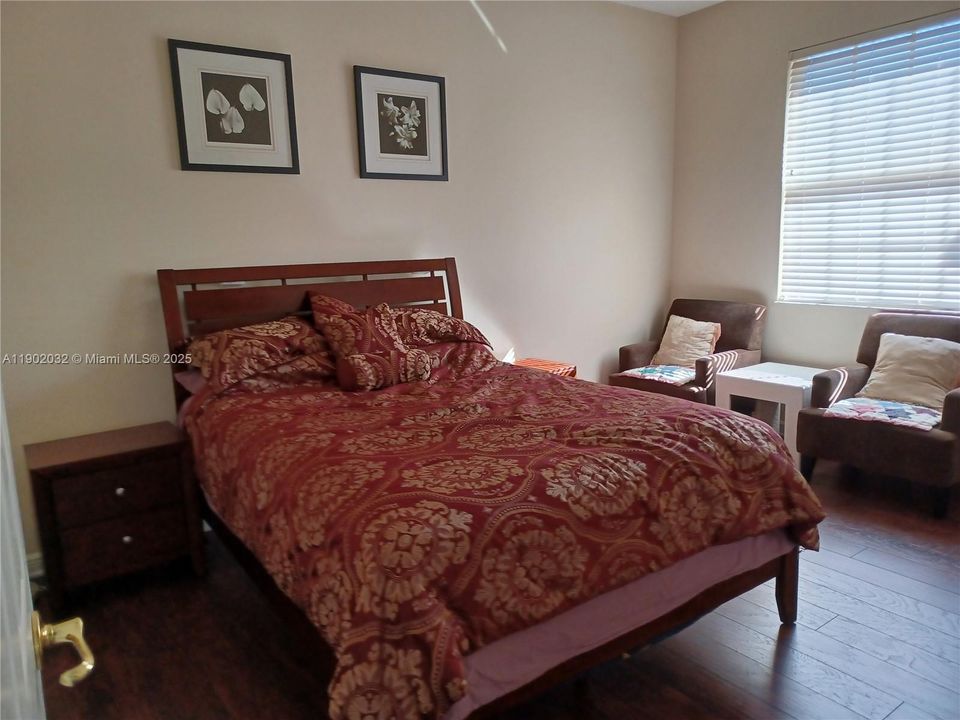 For Sale: $1,199,900 (5 beds, 4 baths, 3757 Square Feet)