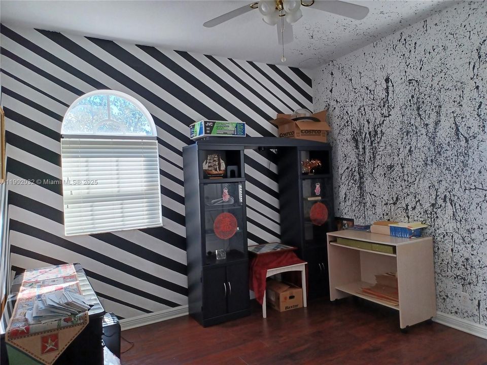 For Sale: $1,199,900 (5 beds, 4 baths, 3757 Square Feet)