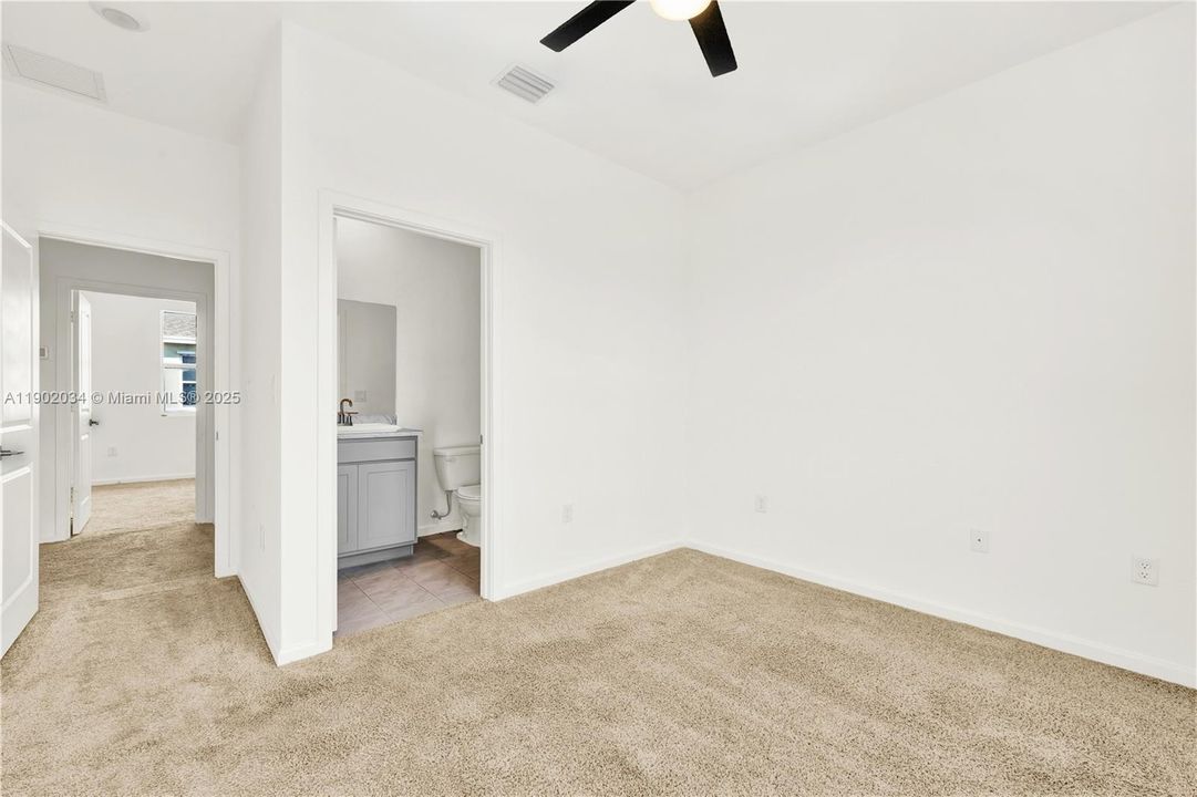 En Renta: $2,300 (2 camas, 2 baños, 1208 Pies cuadrados)