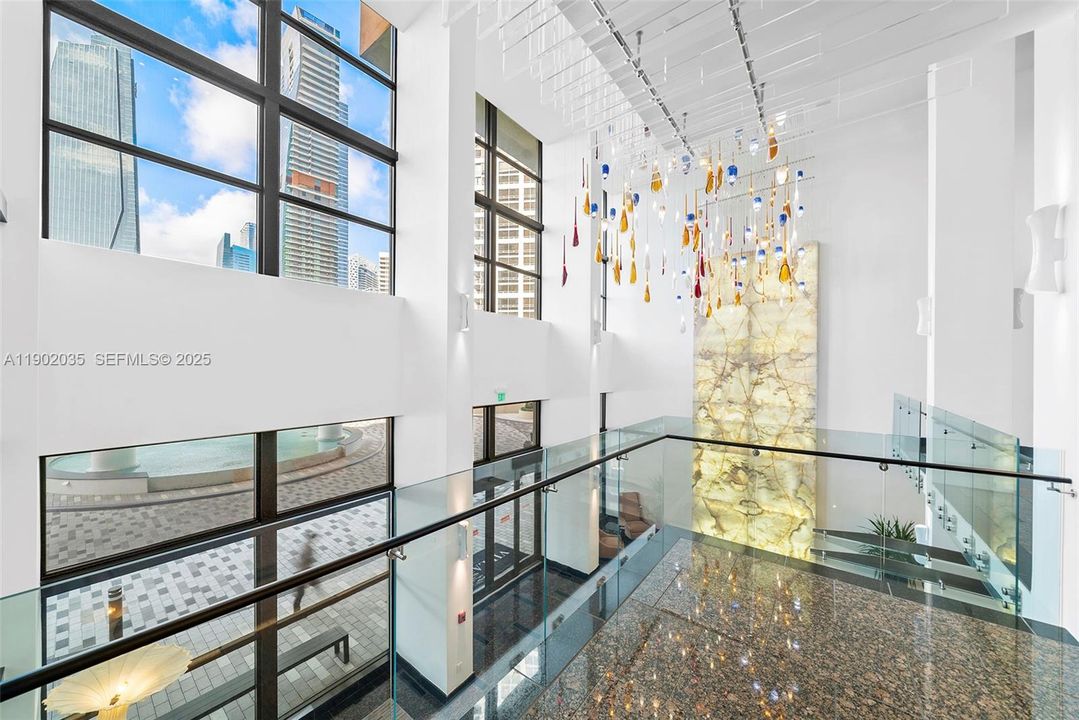 待售: $1,350,000 (2 贝兹, 3 浴室, 2121 平方英尺)