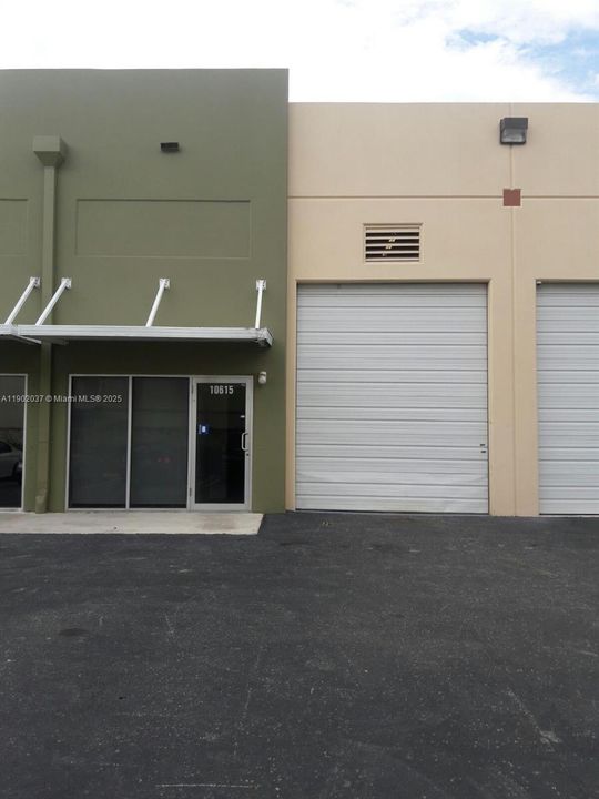 Recently Rented: $2,500 (0 beds, 0 baths, 0 Square Feet)