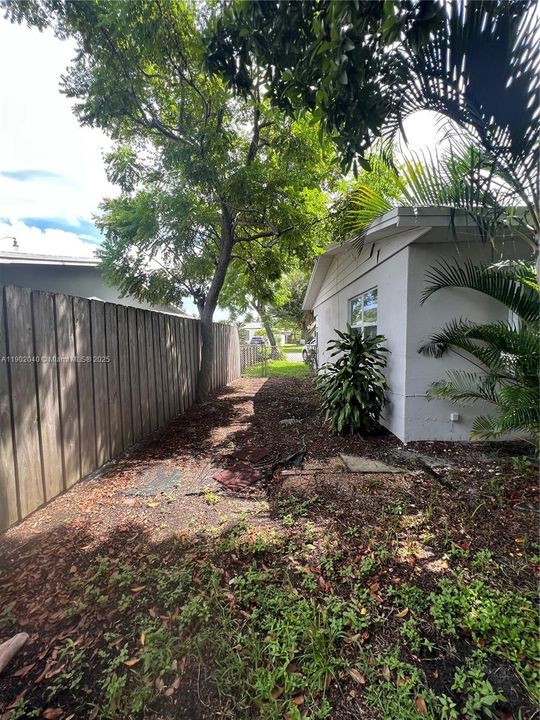 For Sale: $524,999 (3 beds, 2 baths, 1439 Square Feet)