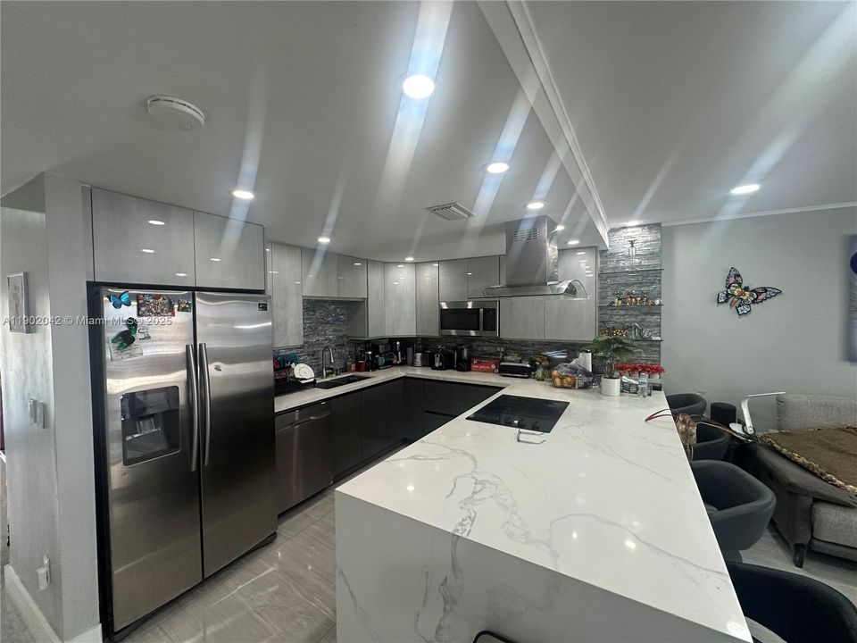 For Sale: $849,000 (3 beds, 2 baths, 1573 Square Feet)