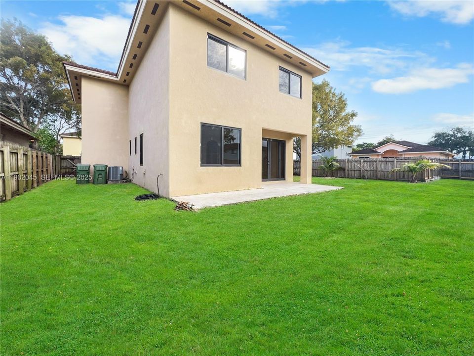 For Rent: $4,500 (4 beds, 3 baths, 2243 Square Feet)