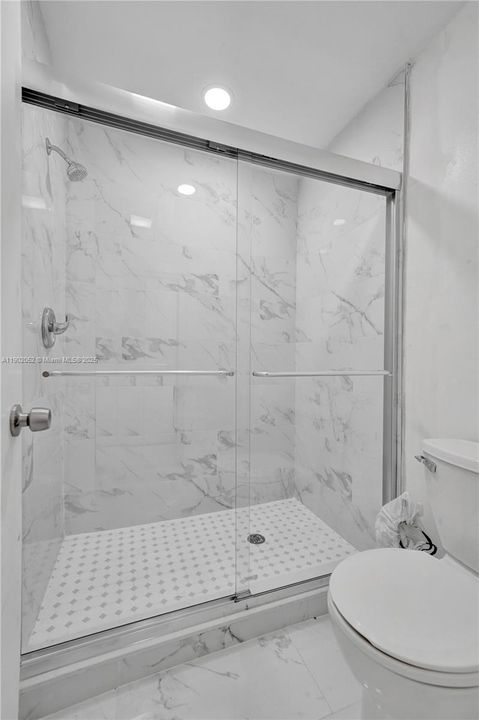 For Sale: $322,500 (2 beds, 2 baths, 1332 Square Feet)