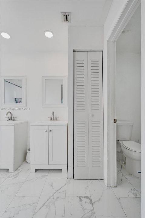 For Sale: $322,500 (2 beds, 2 baths, 1332 Square Feet)