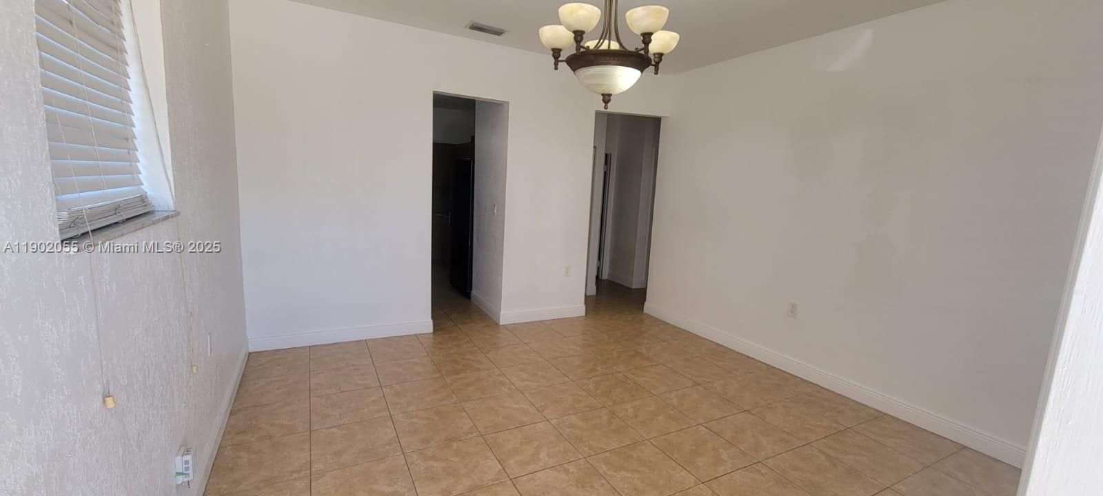 Active With Contract: $2,300 (2 beds, 1 baths, 2965 Square Feet)