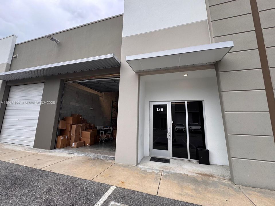 For Rent: $3,900 (0 beds, 0 baths, 0 Square Feet)