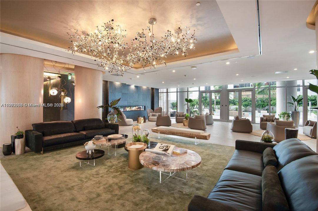 Recently Rented: $3,800 (2 beds, 2 baths, 1038 Square Feet)