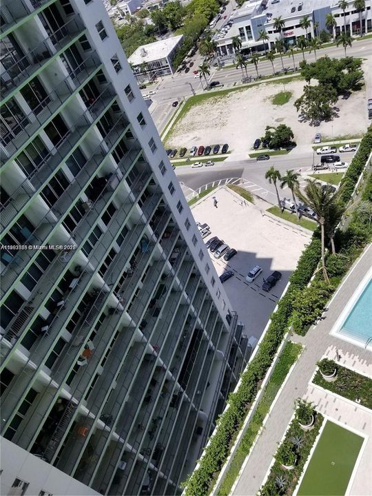 Recently Rented: $3,800 (2 beds, 2 baths, 1038 Square Feet)