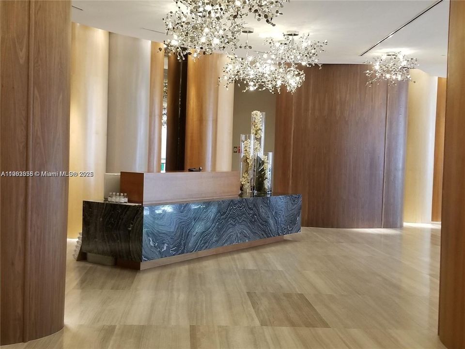 Recently Rented: $3,800 (2 beds, 2 baths, 1038 Square Feet)