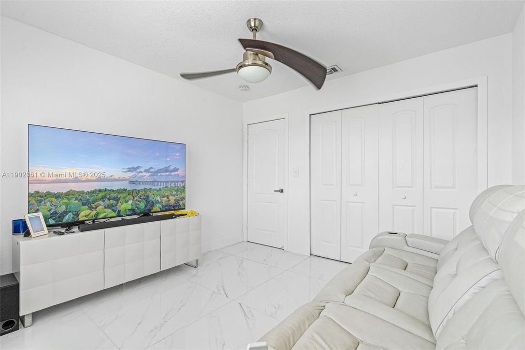 Active With Contract: $530,000 (3 beds, 2 baths, 1190 Square Feet)