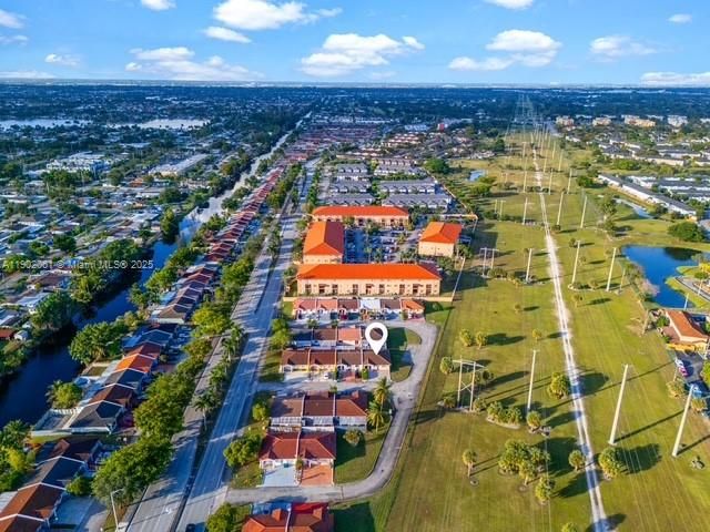 Active With Contract: $530,000 (3 beds, 2 baths, 1190 Square Feet)