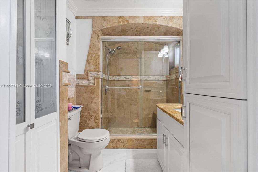 Active With Contract: $530,000 (3 beds, 2 baths, 1190 Square Feet)